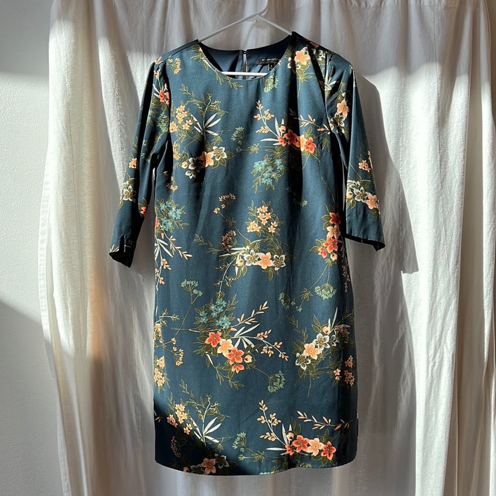 Banana Republic size 6 floral dress